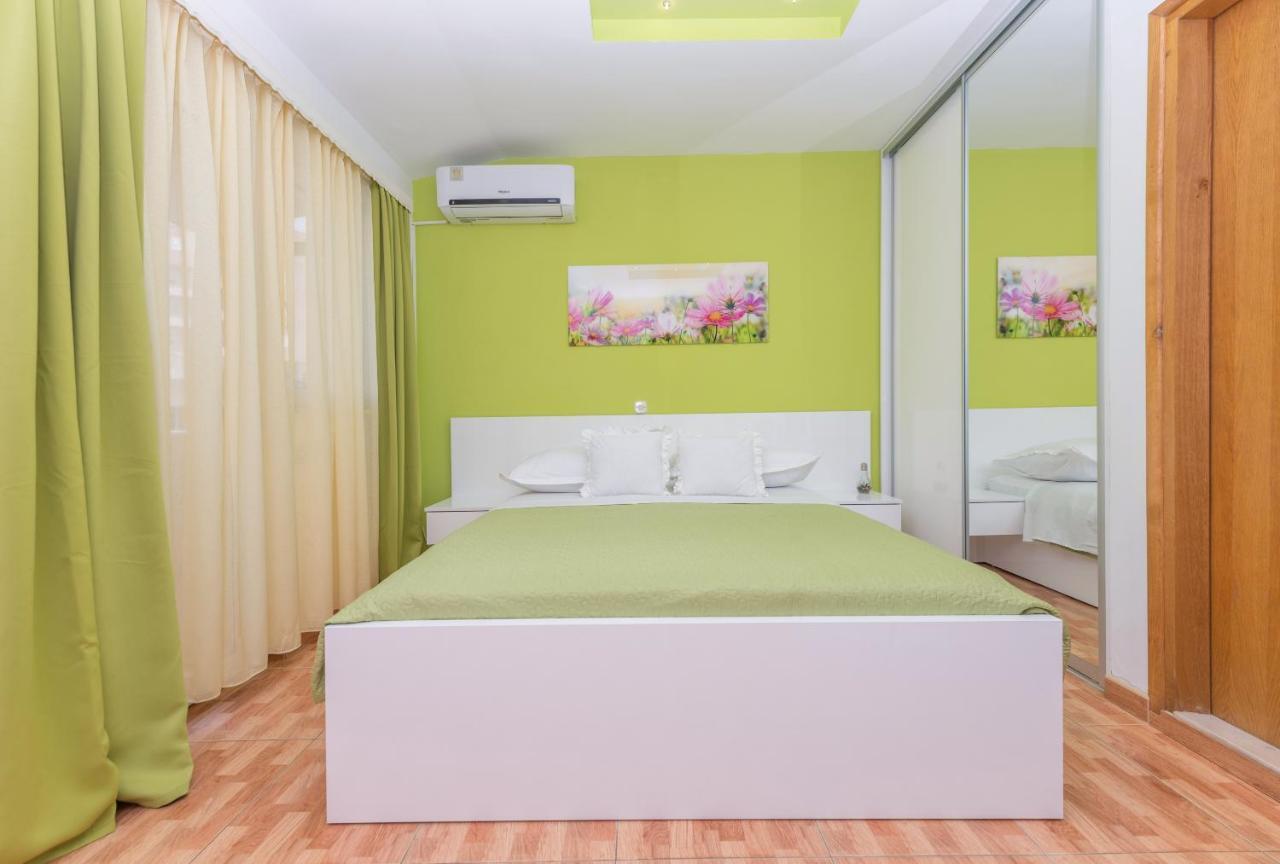 מאקרסקה Apartments Villa Vujcic מראה חיצוני תמונה